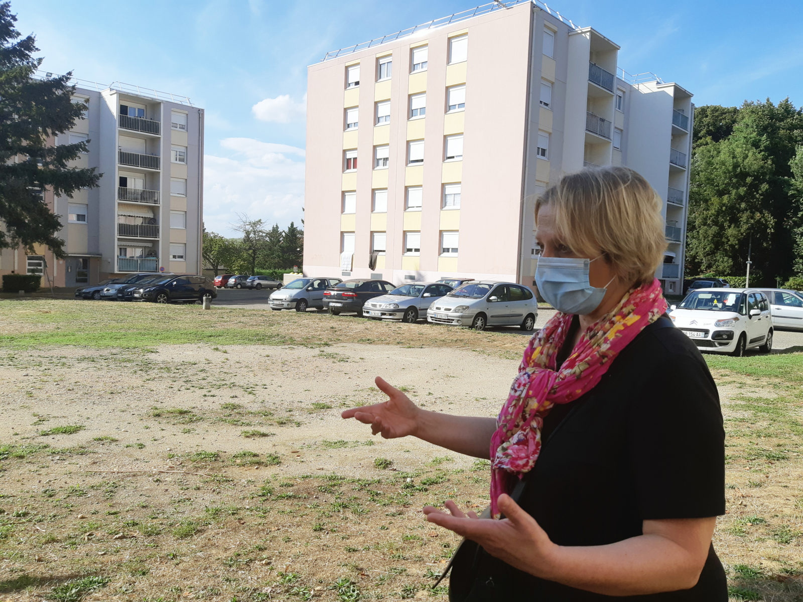 visite de quartier de mme le maire buyats